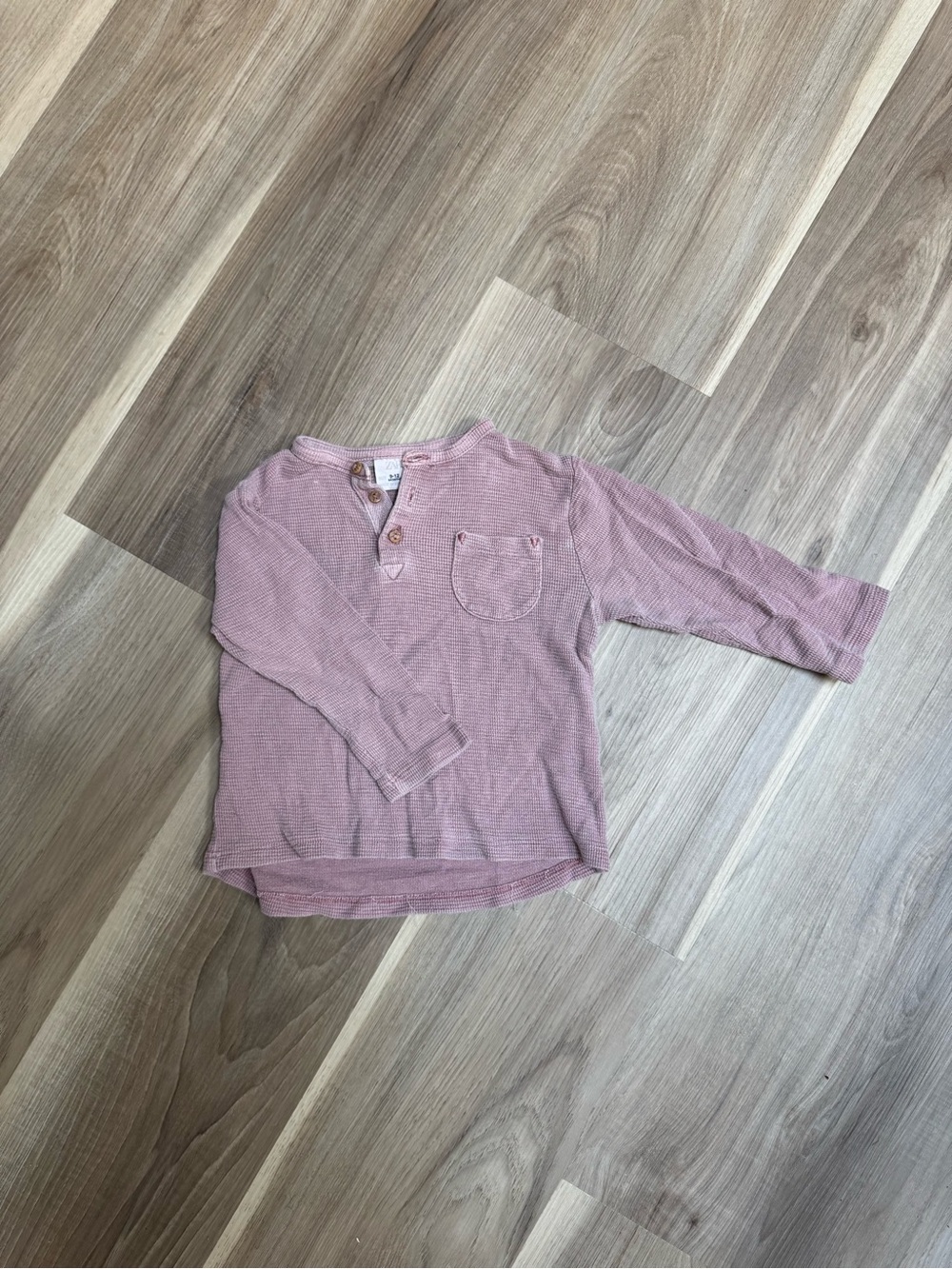 Zara Kids Long-Sleeve Henley Top in Dusty Pink